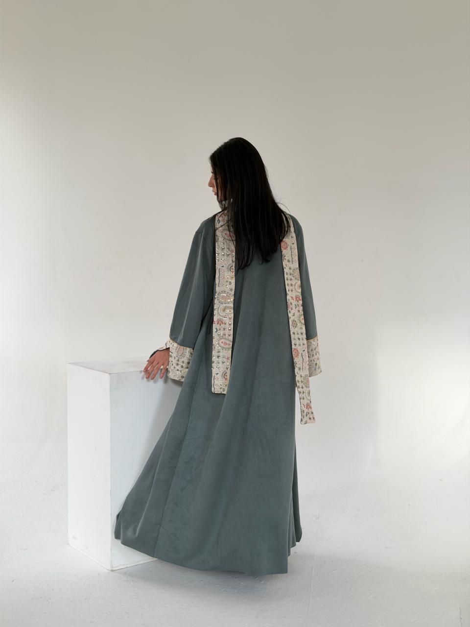 Thuraya Kaftan